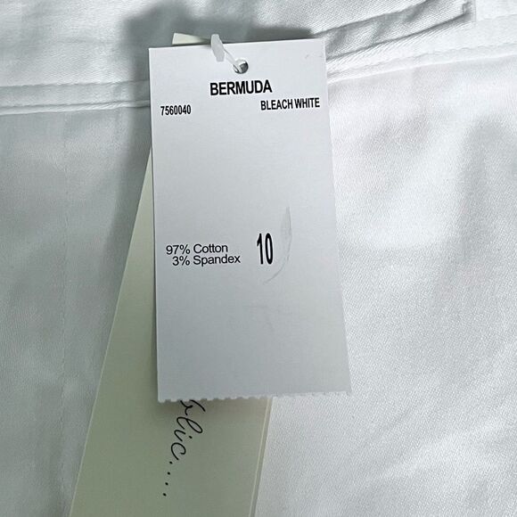 For The Republic size 10 white relaxed fit bermuda shorts - Picture 4 of 4